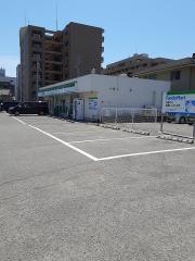 ファミリーマート　姫路土山東の町店