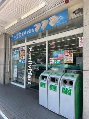 ファミリーマート　中呉服町店
