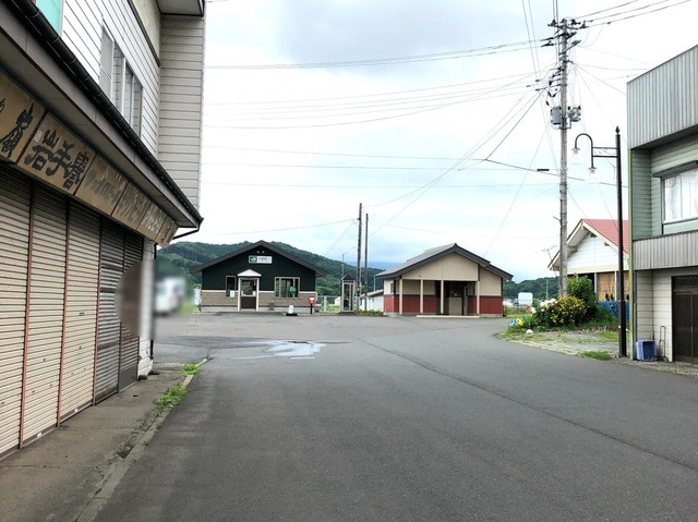 平館駅