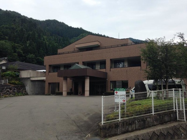 せせらぎ緑風苑 施設外観