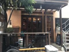 Ｂｉｓｔｒｏ・Ｈｕｔｃｈ