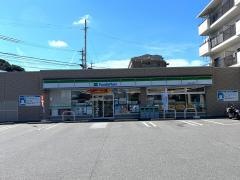 ファミリーマート　四日市泊村店