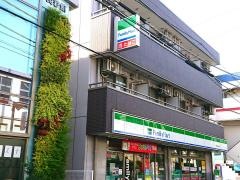 ファミリーマート　横浜戸塚小前店
