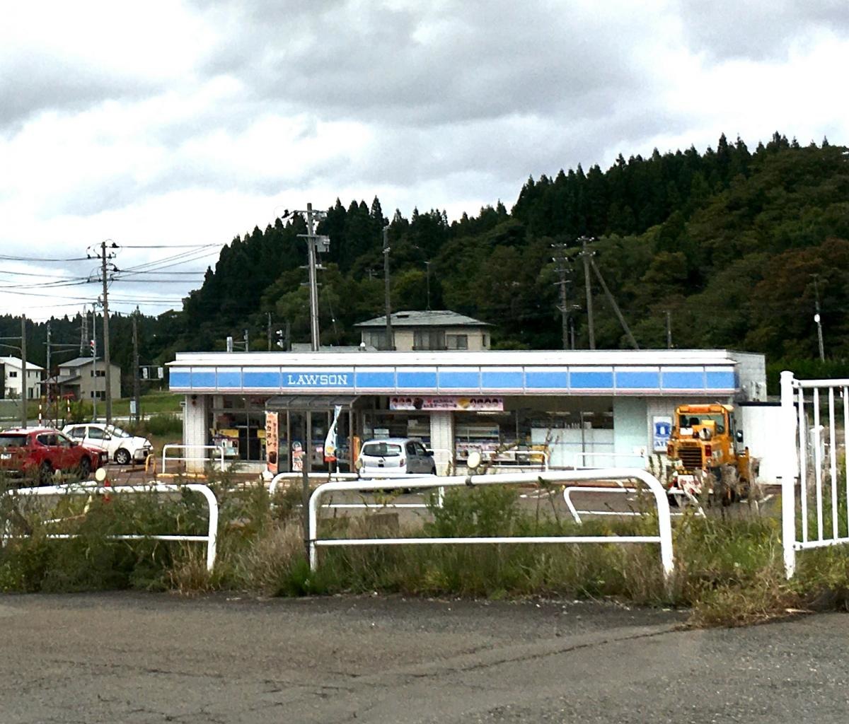 ローソン　山本森岳店の外観