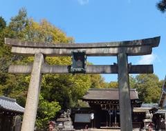 離宮八幡宮