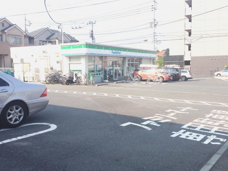 ファミリーマート狭山台南店　全景