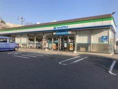 ファミリーマート　城南片江５丁目店