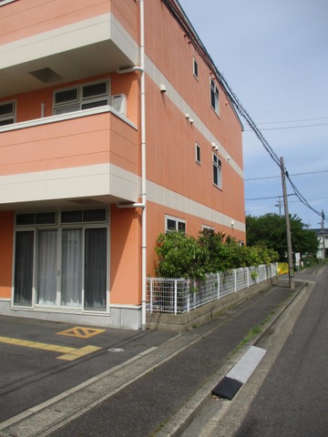 サントピア朝宮 施設外観