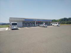 ローソン　安来折坂町店
