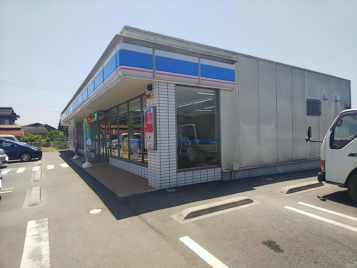 ローソン　安来折坂町店