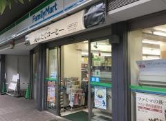 ファミリーマート　小岩駅東店