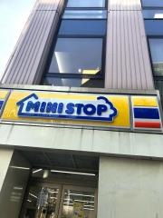 ミニストップ　プラザ24神田錦町1丁目店