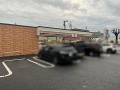 セブンイレブン　北名古屋鹿田店