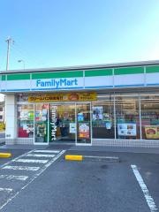 ファミリーマート　和歌山雄松町店