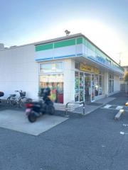 ファミリーマート　和歌山雄松町店