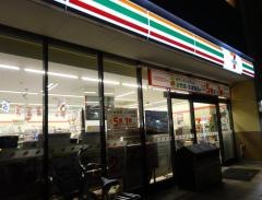 セブンイレブン　南越谷駅北口店