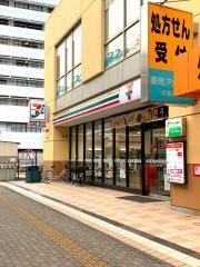 セブンイレブン　南越谷駅北口店