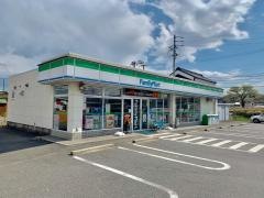 ファミリーマート　四日市山分店