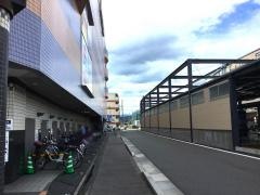 イズミヤ　白梅町店