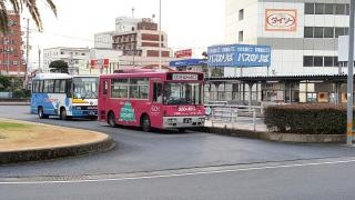 「中津駅前」バス停留所