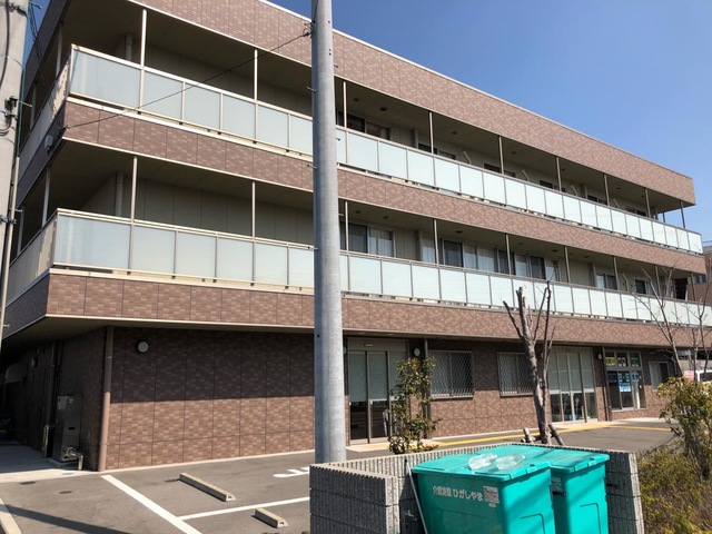 ひがしやま