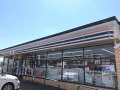 セブンイレブン　半田東洋町店