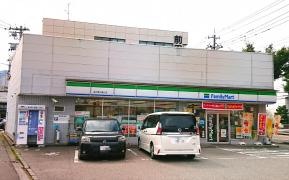ファミリーマート　金沢東大通り店
