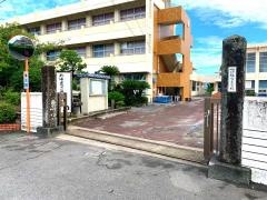 福富小学校