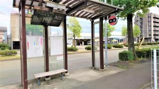 「金沢市教育プラザ富樫前」バス停留所