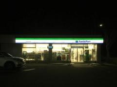ファミリーマート　仙台泉松陵店