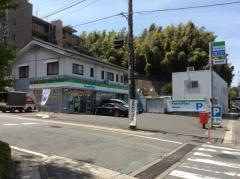 ファミリーマート　みやた新作店