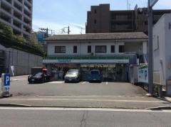 ファミリーマート　みやた新作店
