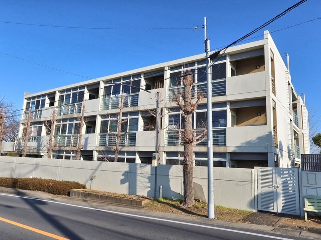 緑山グランドハイツ 施設外観
