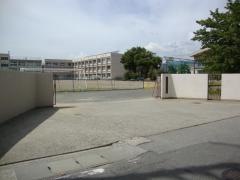 甲府市立南西中学校