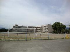 甲府市立南西中学校