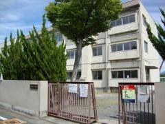 甲府市立南西中学校
