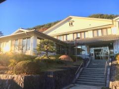 高遠町図書館