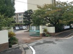 福岡市立高取中学校