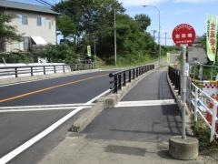 「金森橋」バス停留所