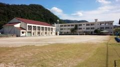 窪田小学校