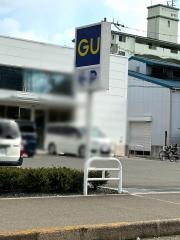 ジーユー東大阪渋川店