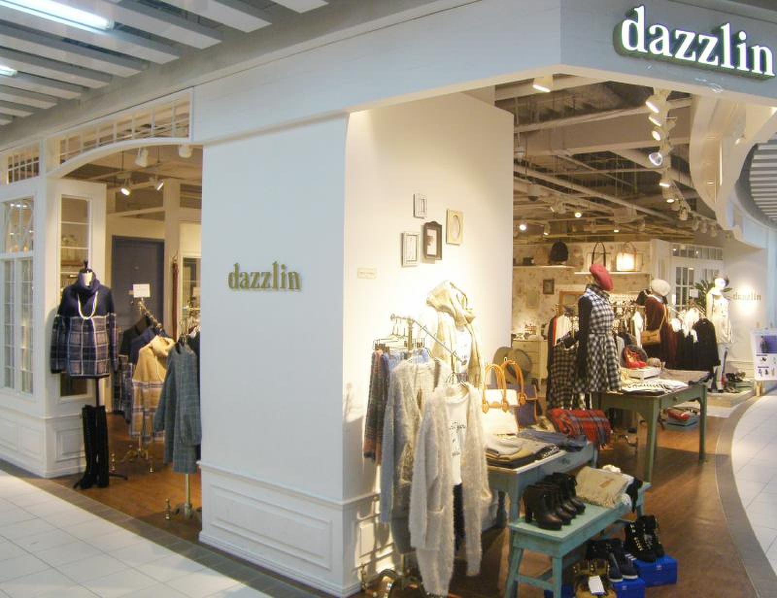 dazzlin キャナルシティオーパ店／ホームメイト