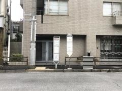 「仲町通り」バス停留所