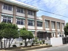 第四小学校