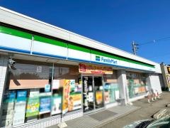 ファミリーマート　高岡みずほ町店