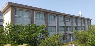 一宮市立葉栗中学校