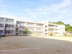深日小学校