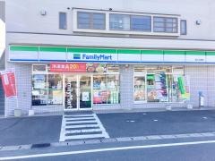 ファミリーマート　豊川大崎店
