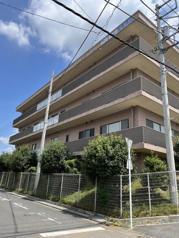 介護老人保健施設　フィオーレ湘南真田 建物全景