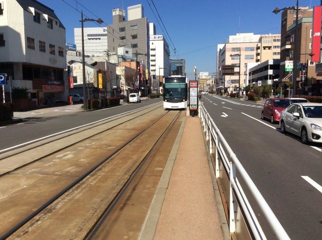 地鉄ビル前駅